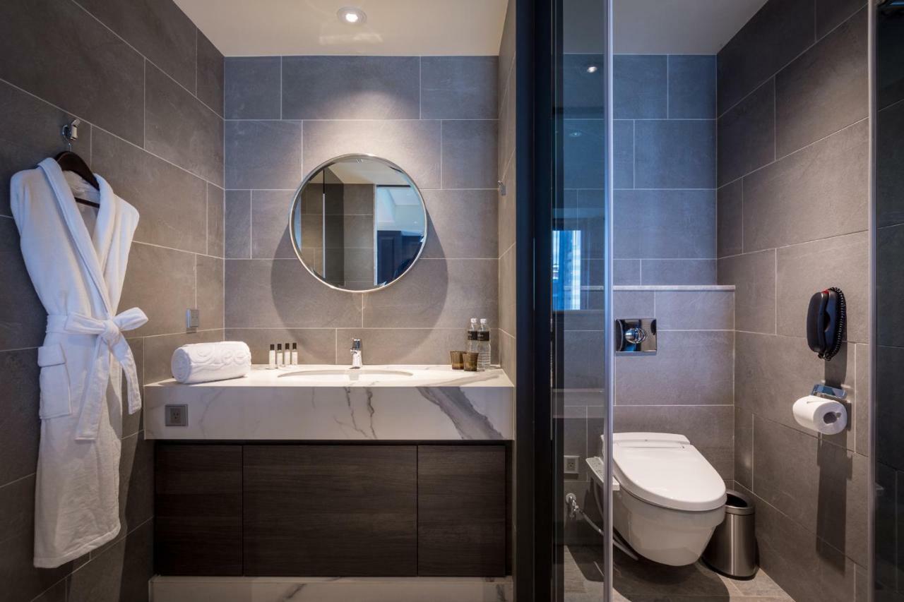 Park Lees Hotel Kaohsiung Exterior foto Bathroom